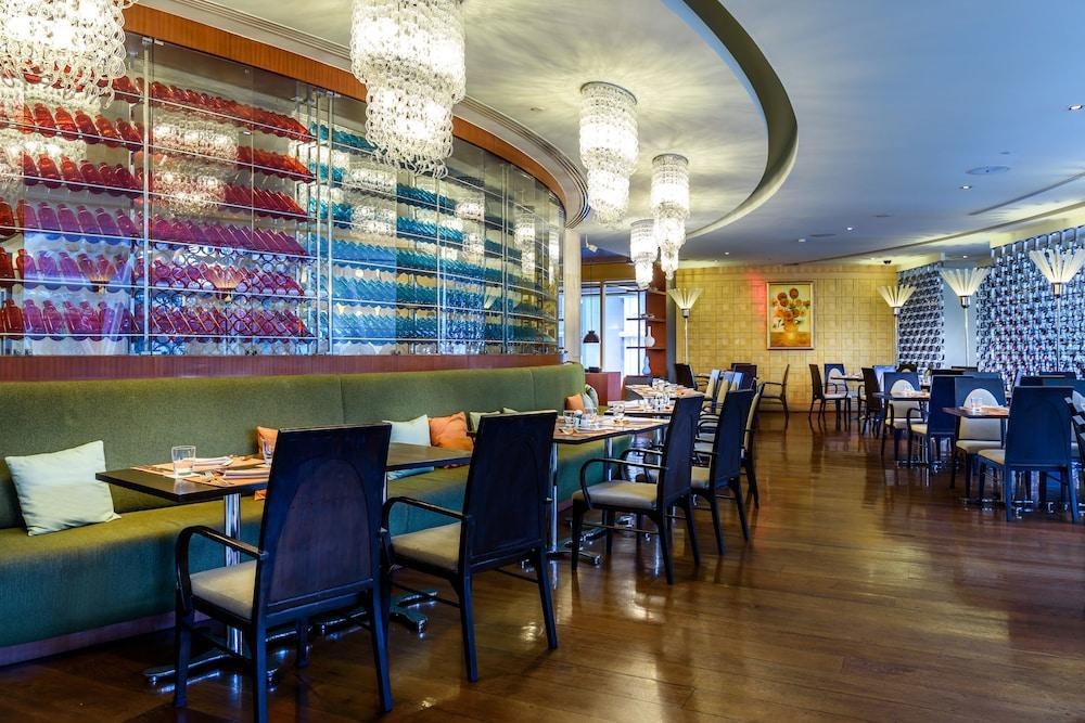 PULLMAN BANGKOK GRANDE SUKHUMVIT photo 4