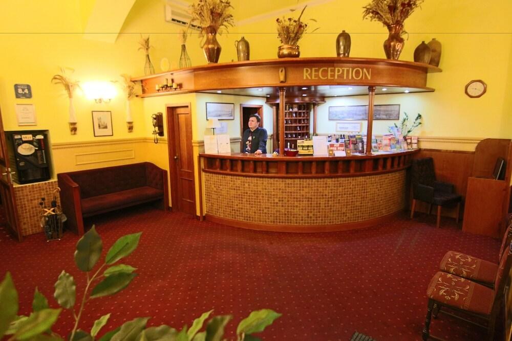 OLD PRAGUE HOTEL photo 2