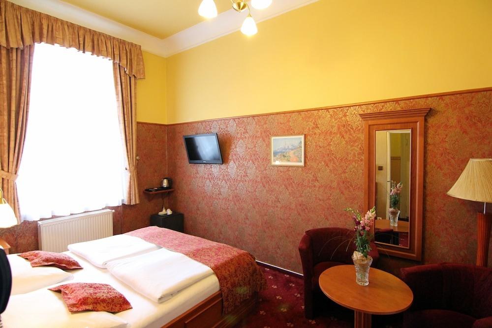 OLD PRAGUE HOTEL photo 4
