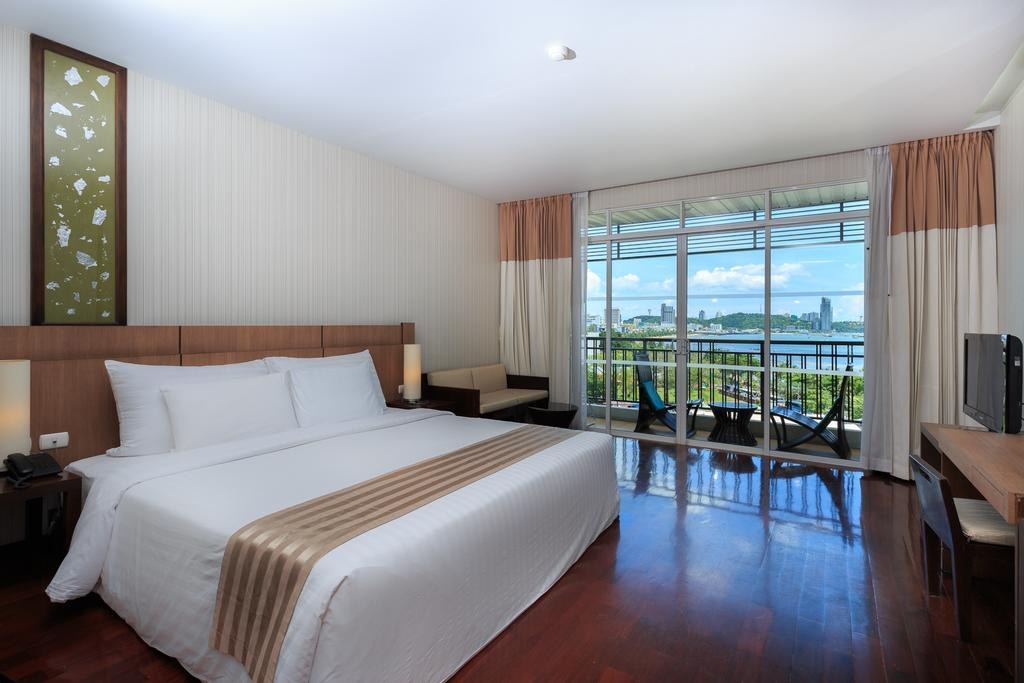 PATTAYA DISCOVERY BEACH HOTEL photo 3