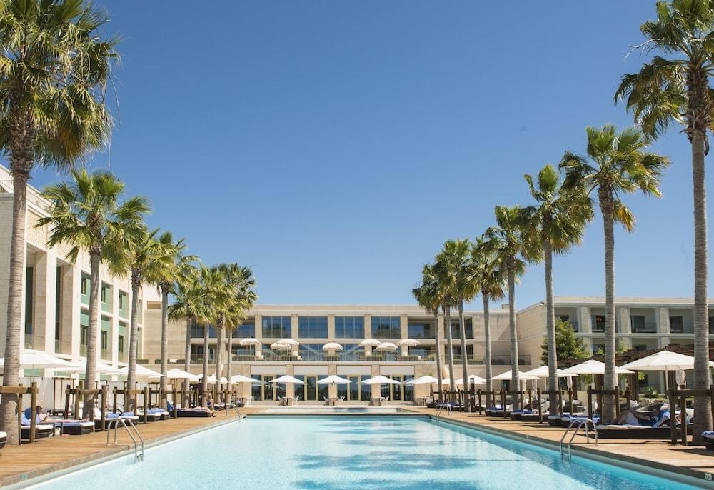 Victoria Golf Resort and Spa