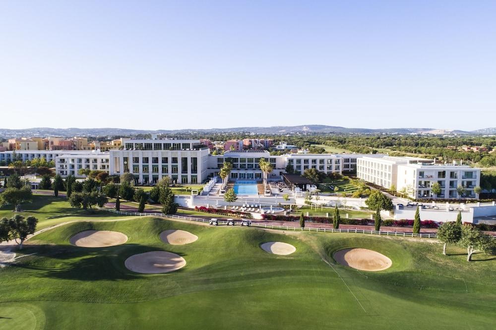 Victoria Golf Resort and Spa photo 2
