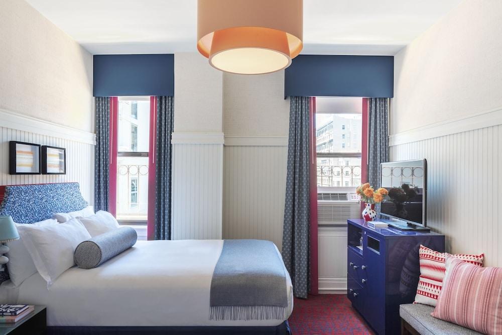 HOTEL TRITON photo 3