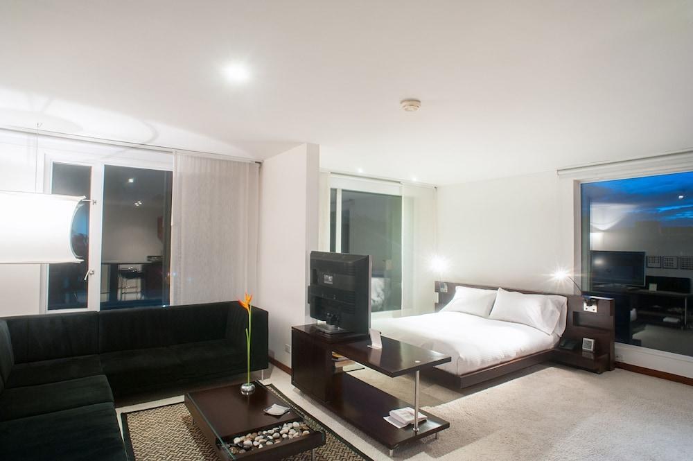 RICHMOND SUITES HOTEL