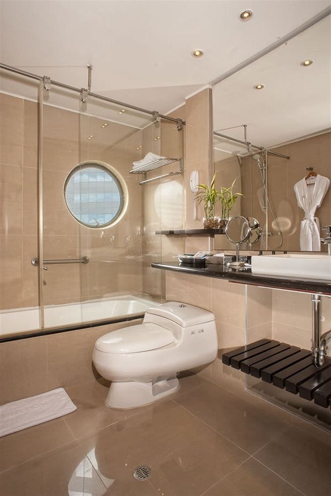 Hotel Lugano Suites photo 2