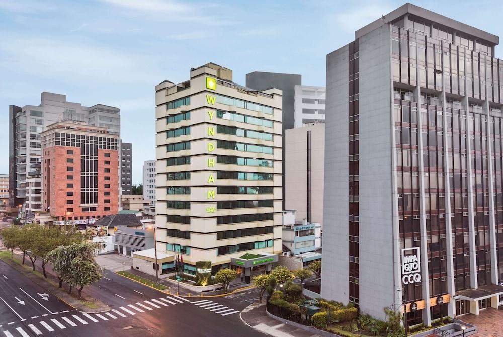 WYNDHAM GARDEN QUITO photo 2
