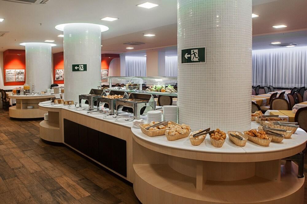 Normandy Hotel photo 4