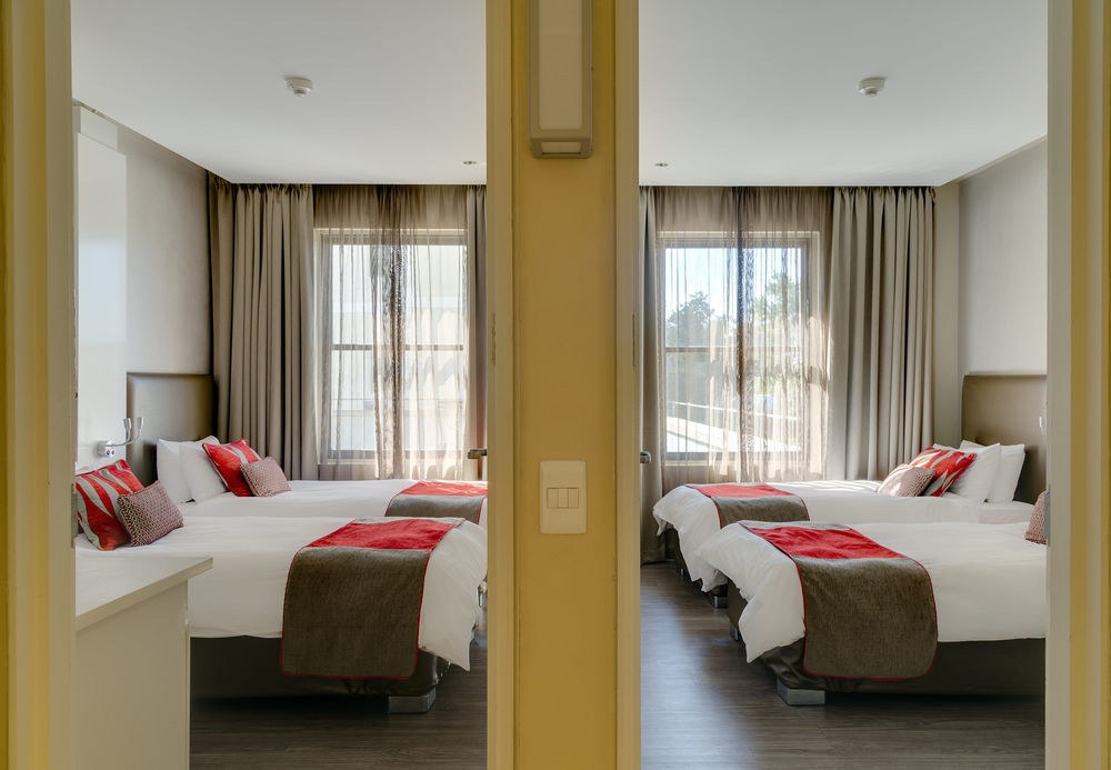 PROTEA HOTEL CAPE TOWN WATERFRONT BREAKWATER LODGE photo 4