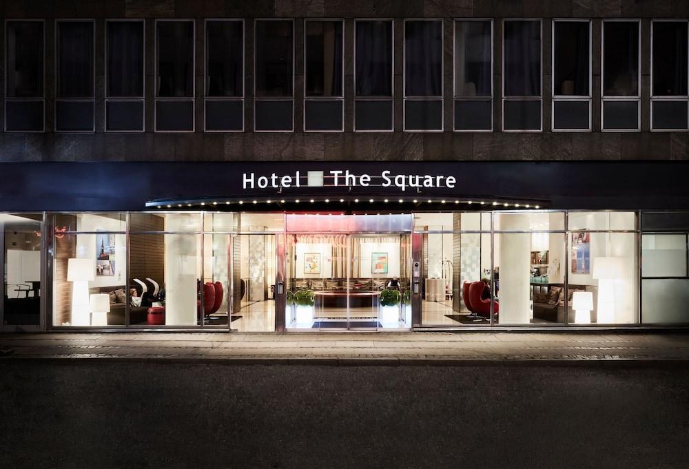HOTEL THE SQUARE photo 4