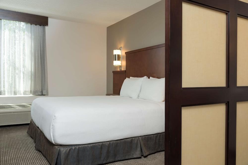 HYATT PLACE SARASOTA BRADENTON AIRPORT photo 4