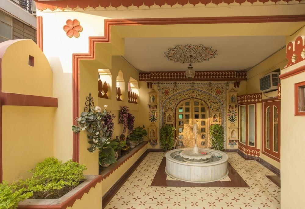 UMAID BHAWAN-A HERITAGE HOTEL JAIPUR photo 2