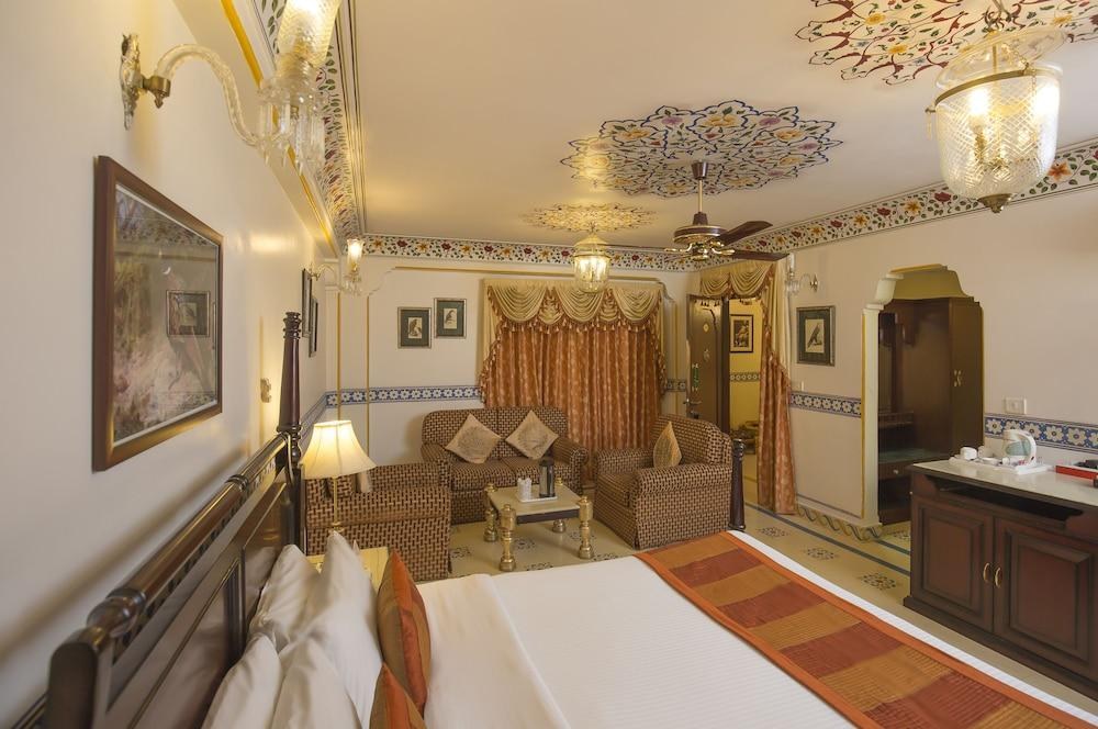 UMAID BHAWAN-A HERITAGE HOTEL JAIPUR photo 4