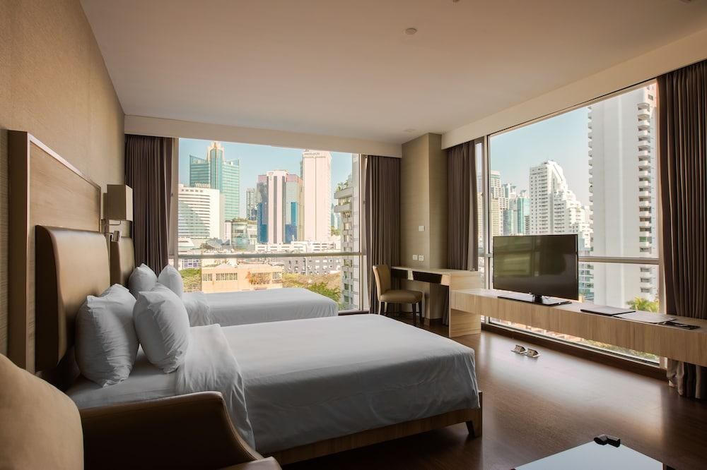 ADELPHI SUITES BANGKOK photo 4