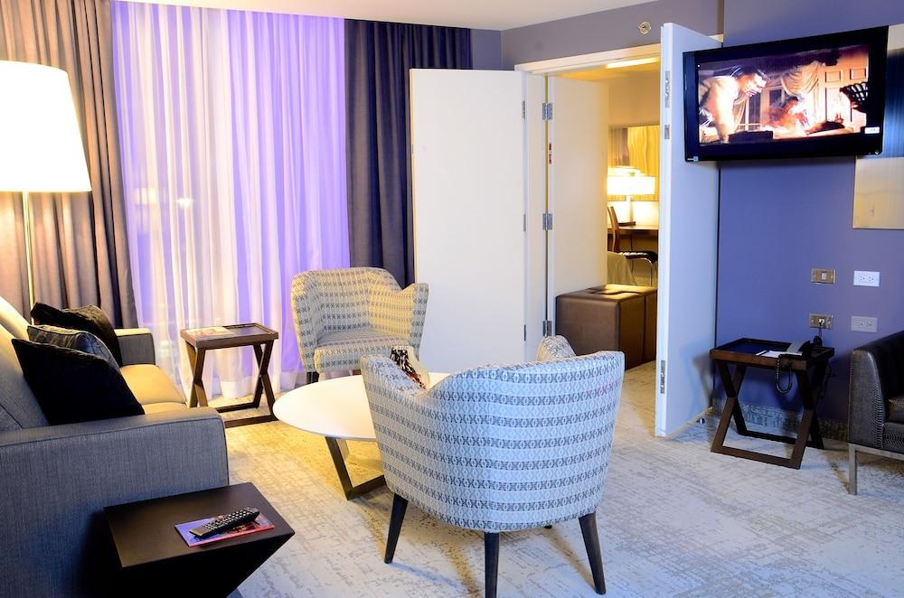 HOTEL 10 photo 2