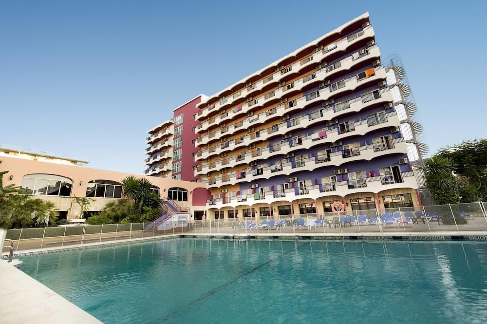 HOTEL MONARQUE FUENGIROLA PARK photo 3