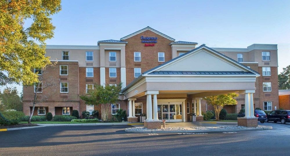 FAIRFIELD INN & SUITES WILLIAMSBURG
