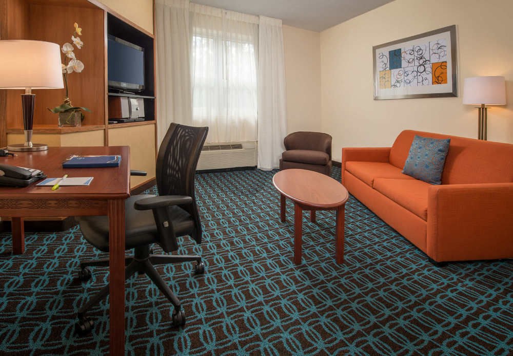 FAIRFIELD INN & SUITES WILLIAMSBURG photo 3
