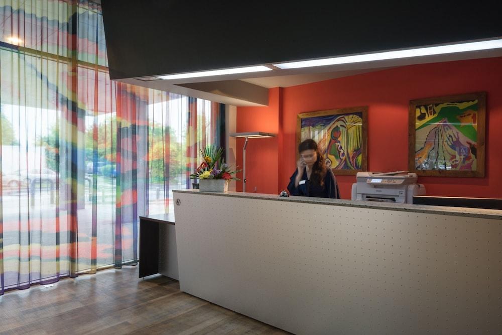 HOTEL THE ORIGINALS TORCY CODALYSA photo 2