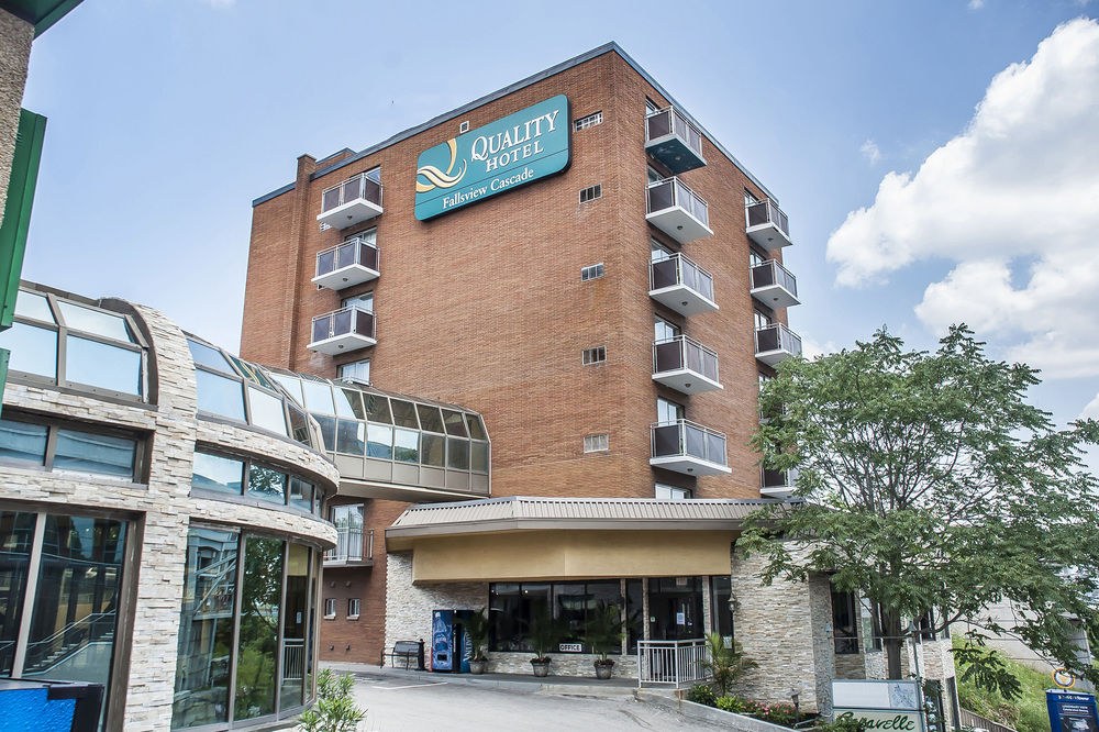 QUALITY HOTEL FALLSVIEW CASCADE photo 1