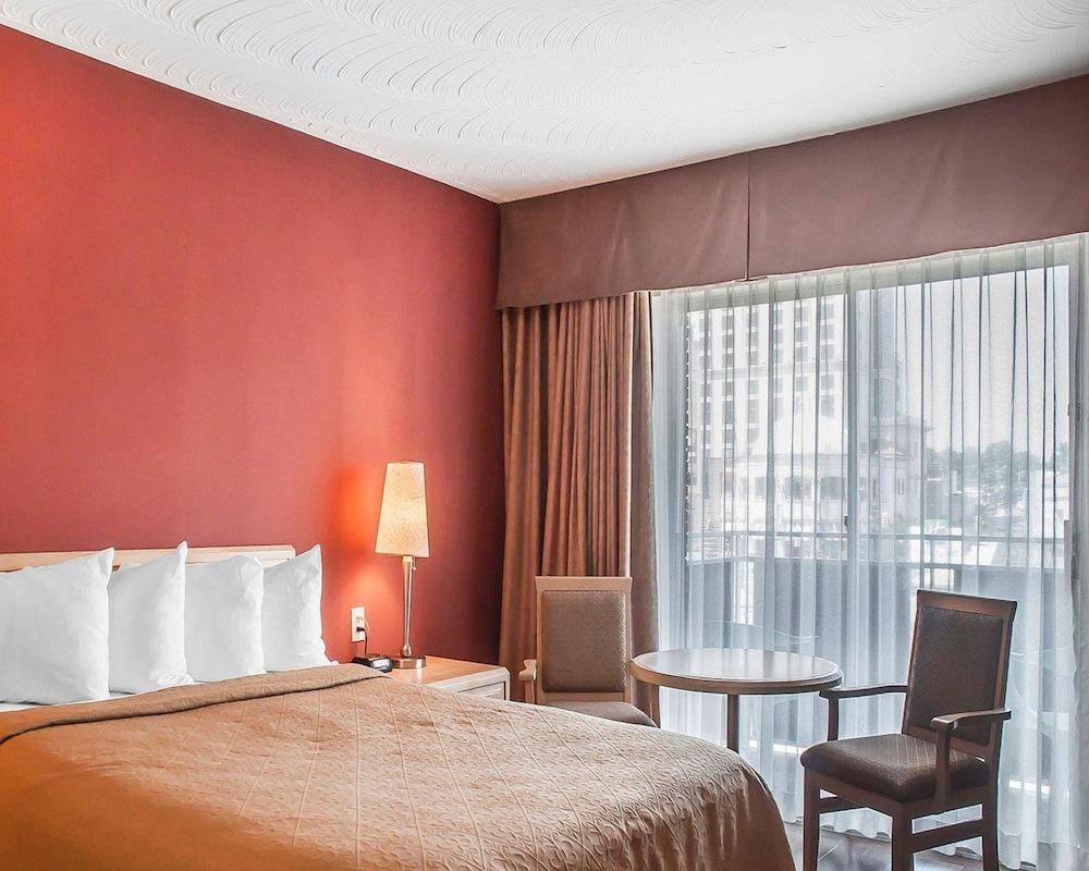 QUALITY HOTEL FALLSVIEW CASCADE photo 4
