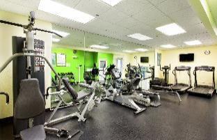 HOLIDAY INN RESORT ORLANDO SUITES-WATERPARK photo 3