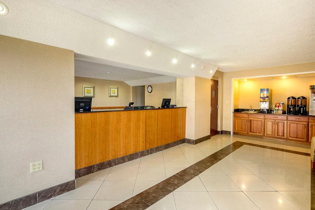 Red Roof Inn Virginia Beach - Norfolk Airport photo 1