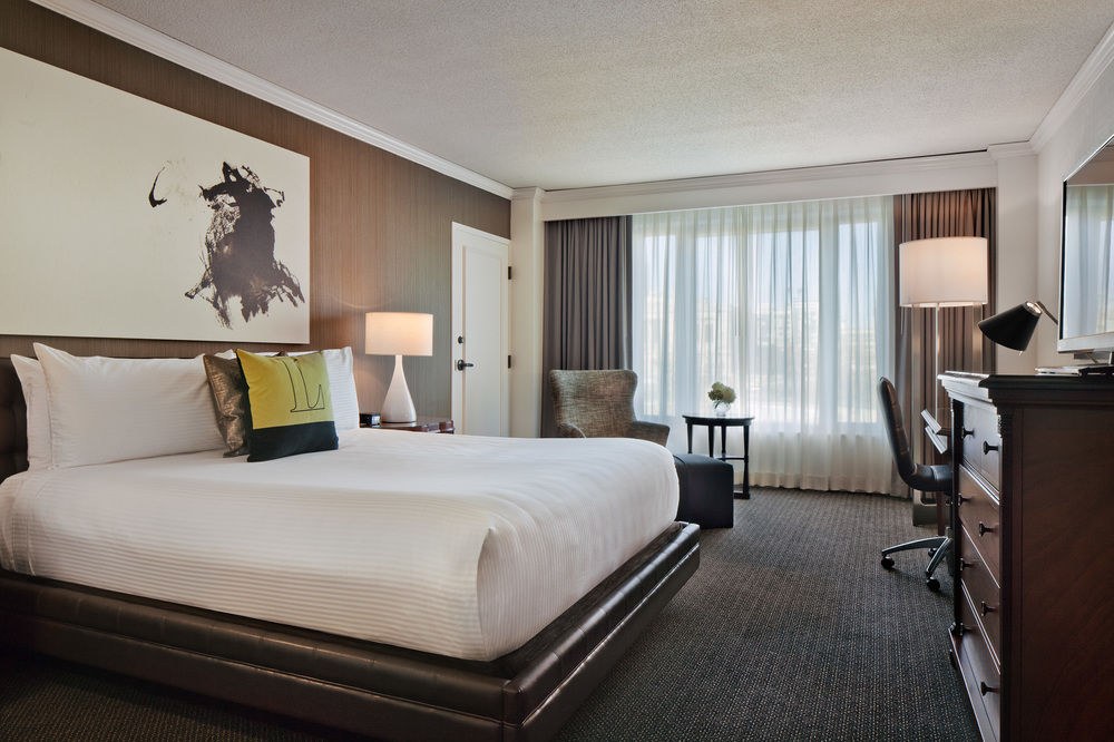THE LOGAN PHILADELPHIA, CURIO COLLECTION BY HILTON