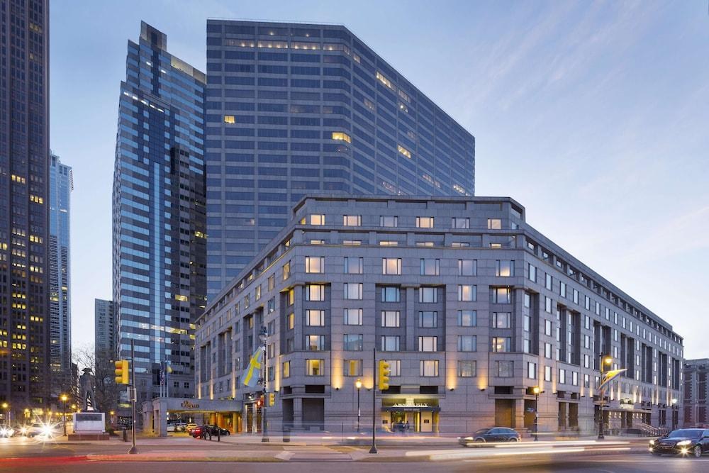 THE LOGAN PHILADELPHIA, CURIO COLLECTION BY HILTON photo 3