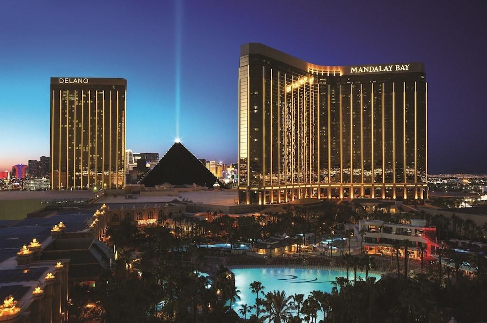 MANDALAY BAY HOTEL & CASINO photo 4