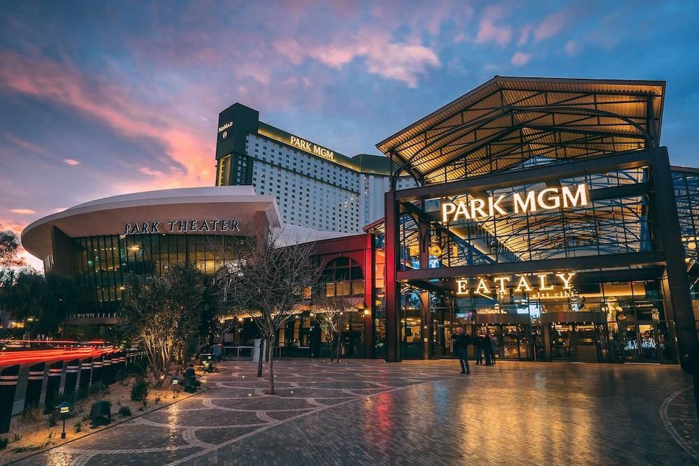PARK MGM LAS VEGAS photo 3