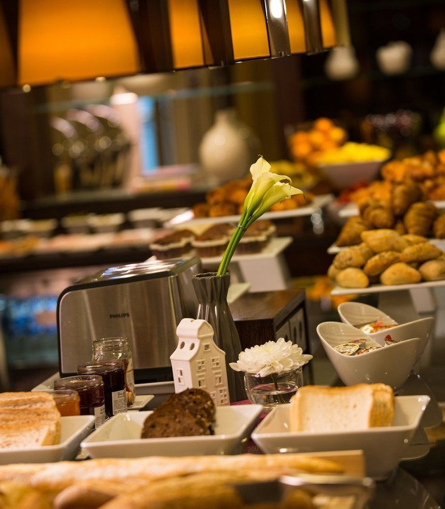 RENAISSANCE AMSTERDAM HOTEL photo 2