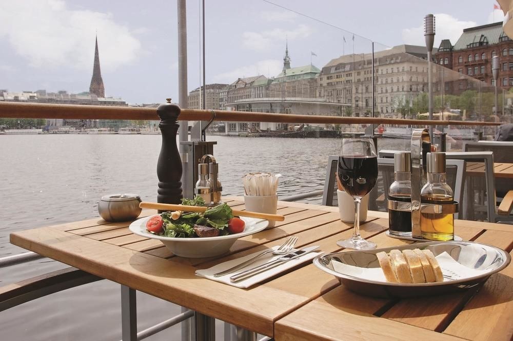 Fairmont Vier Jahreszeiten