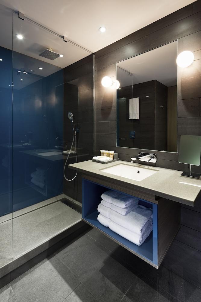 Pullman London St Pancras photo 3