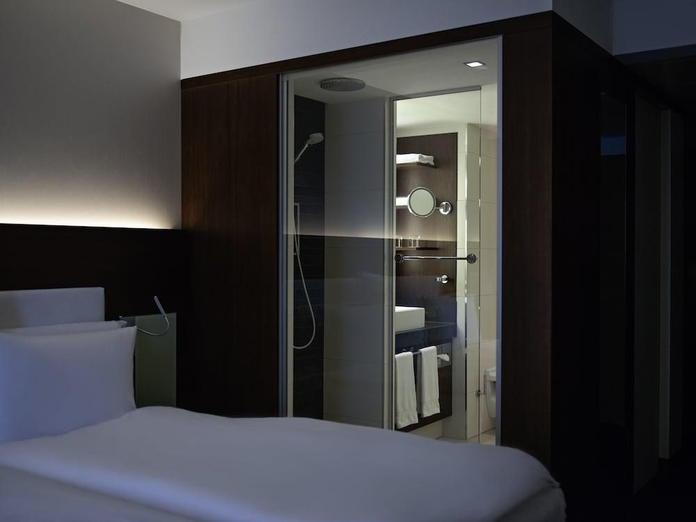 Pullman Cologne photo 3