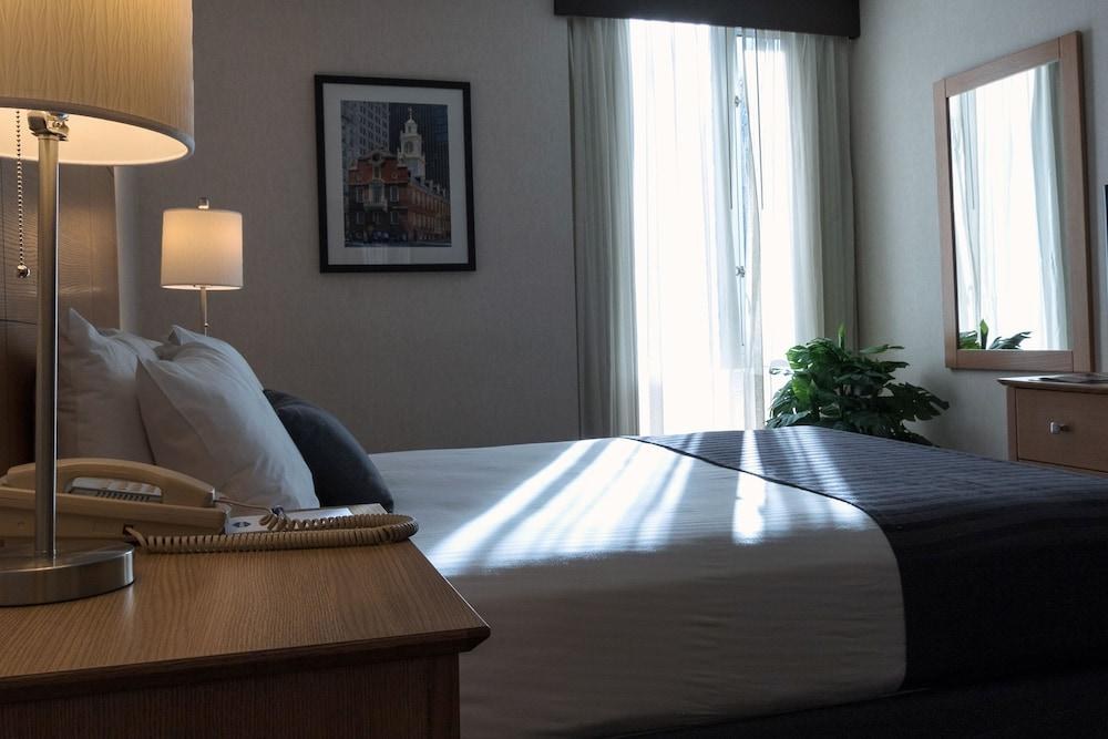 THE MIDTOWN HOTEL photo 2