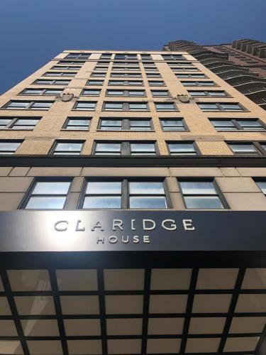 Claridge House photo 2