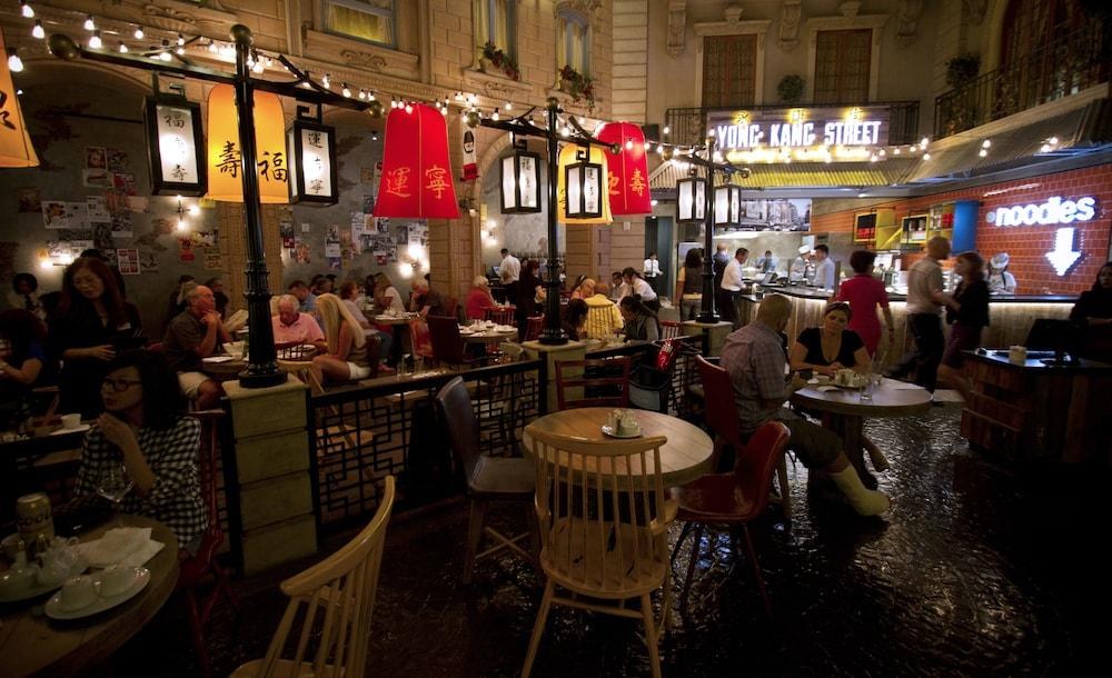 Paris Las Vegas photo 4