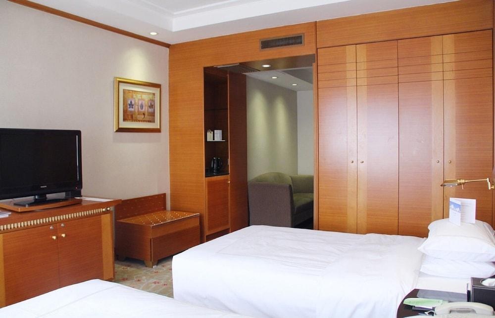 Swissotel Beijing Hong Kong Macau Center photo 2
