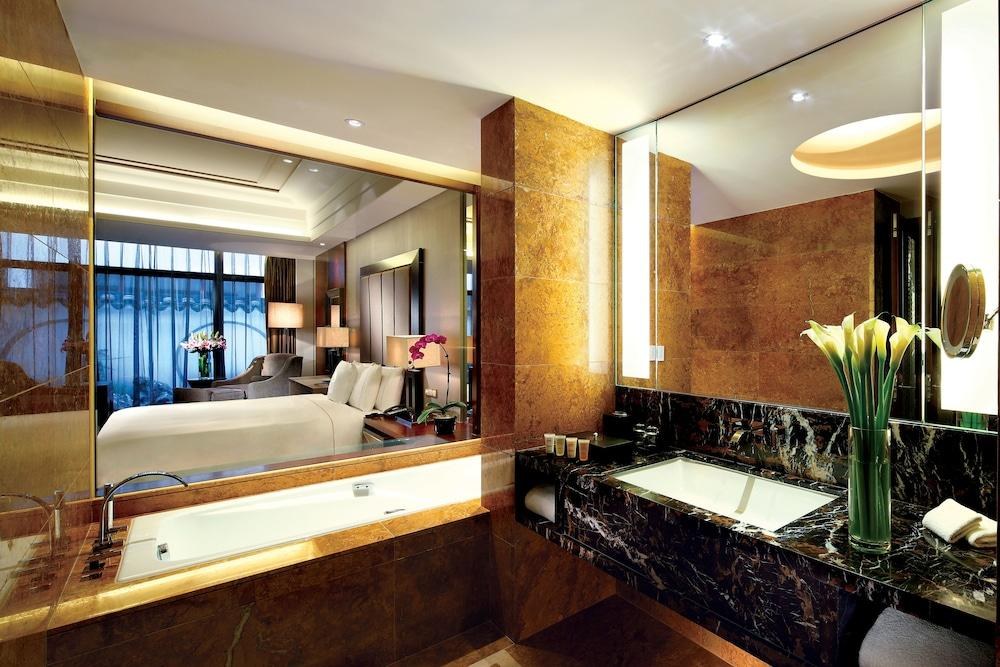 PAN PACIFIC photo 2