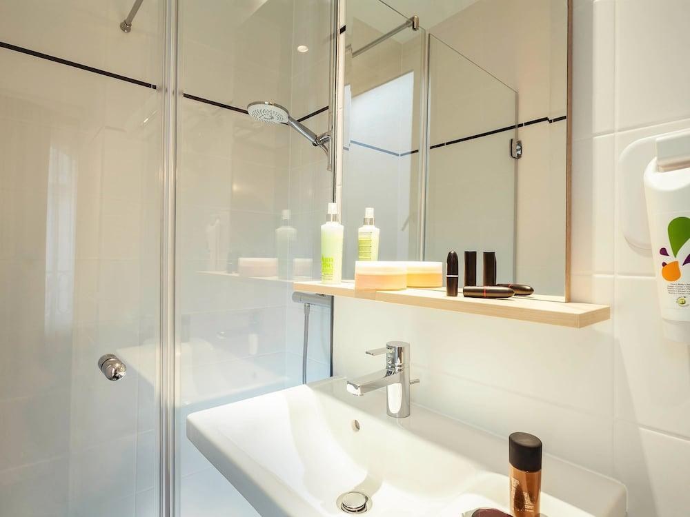 Ibis Styles Nation Porte De Montreuil photo 4