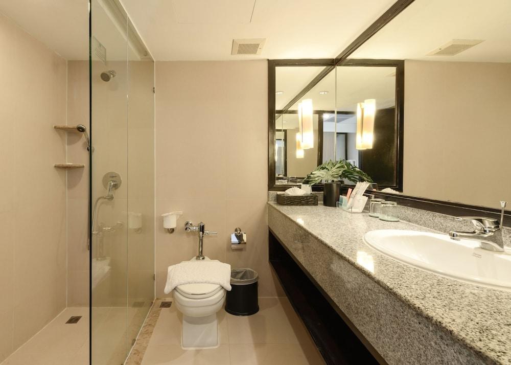 The Regent Cha Am Beach Resort photo 2