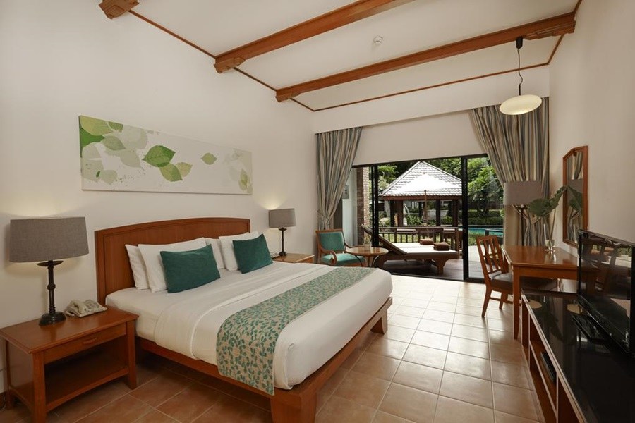 WOODLANDS HOTEL & RESORT photo 1