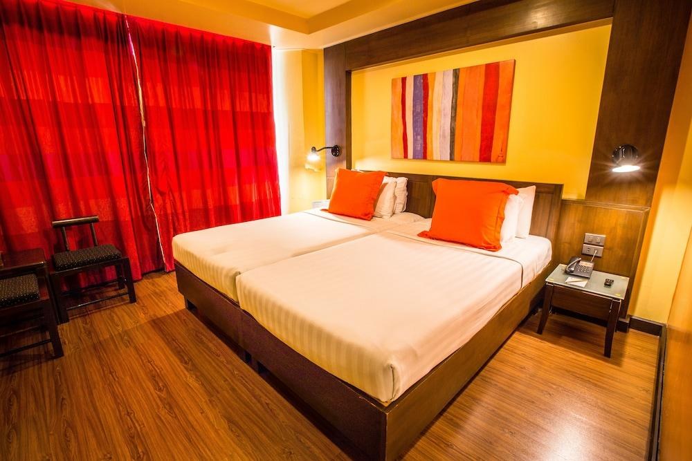 GRAPH HOTEL photo 2
