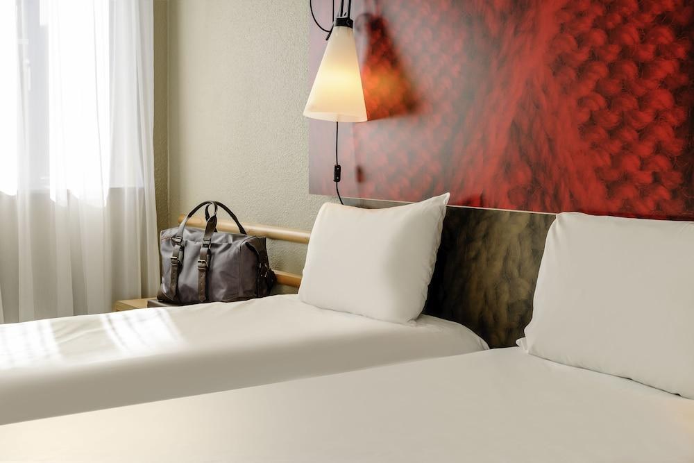 IBIS LA FERME AUX VINS photo 4