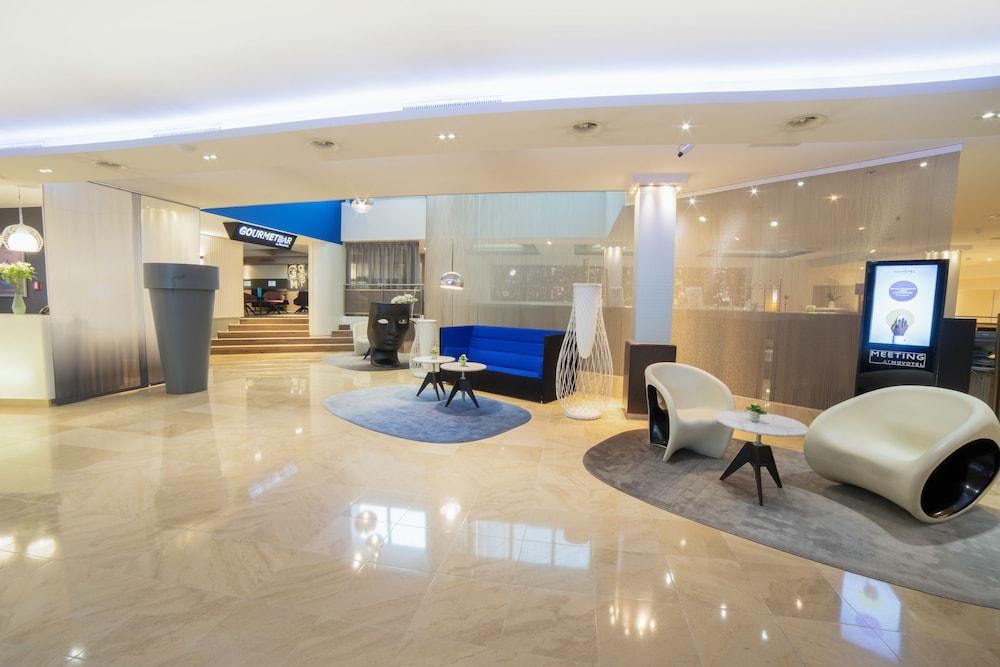 NOVOTEL GENEVE CENTRE photo 2