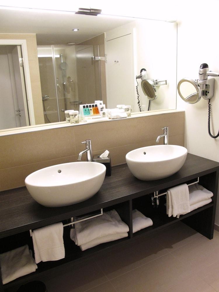 Crowne Plaza Zurich photo 4