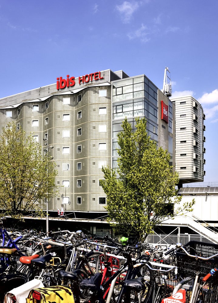 Ibis Amsterdam Centre photo 1