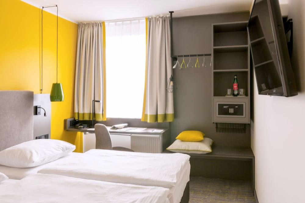 Vienna House Easy by Wyndham Cracow photo 4