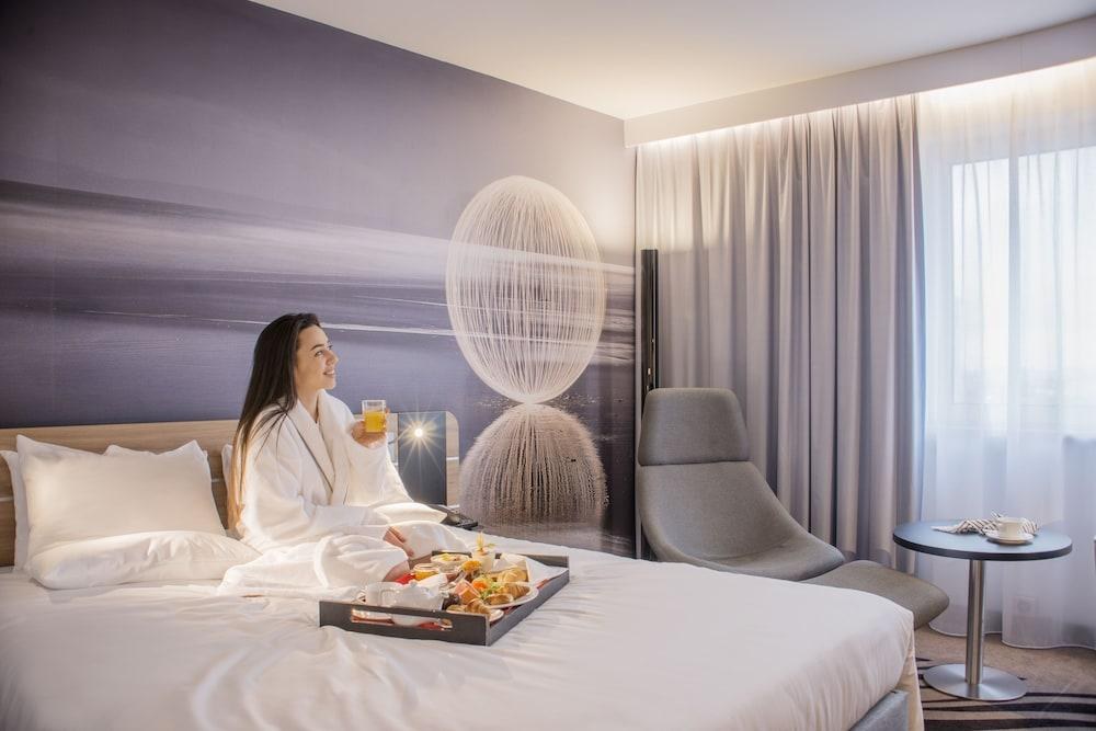 Novotel Poznan Centrum photo 4