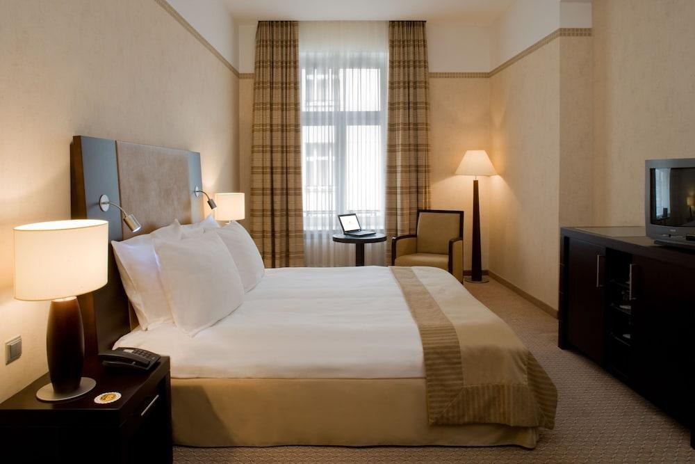 Polonia Palace photo 3